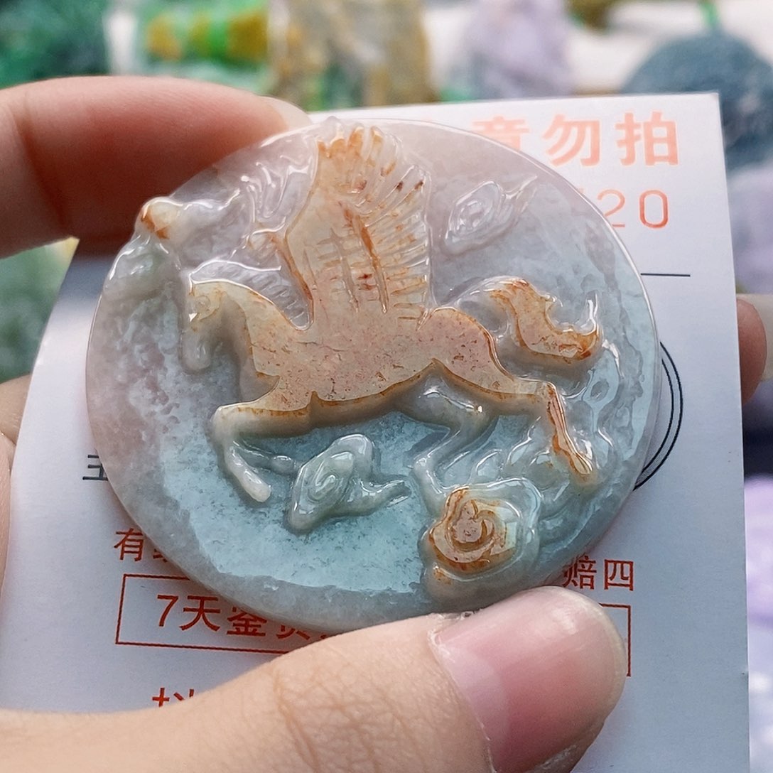 吊坠(不含链)未镶嵌翡翠