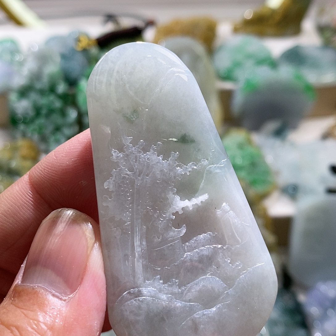 【闪购商品】翡翠颈饰未镶嵌111111111111