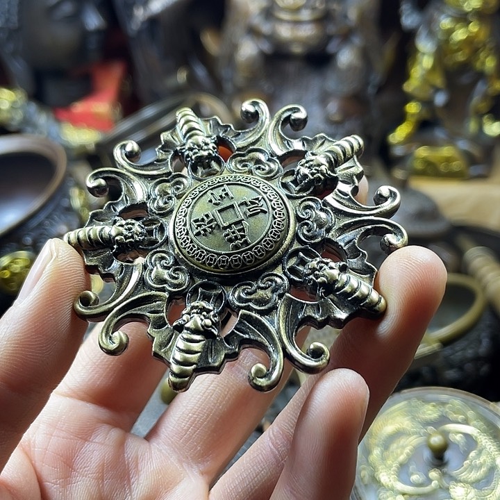 全是铜铜铜器铜器