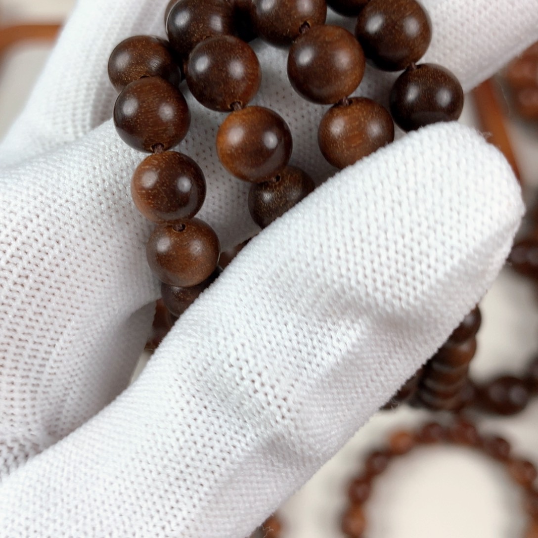 家***喵木质类檀香木老山檀香檀香王0.8，奶香