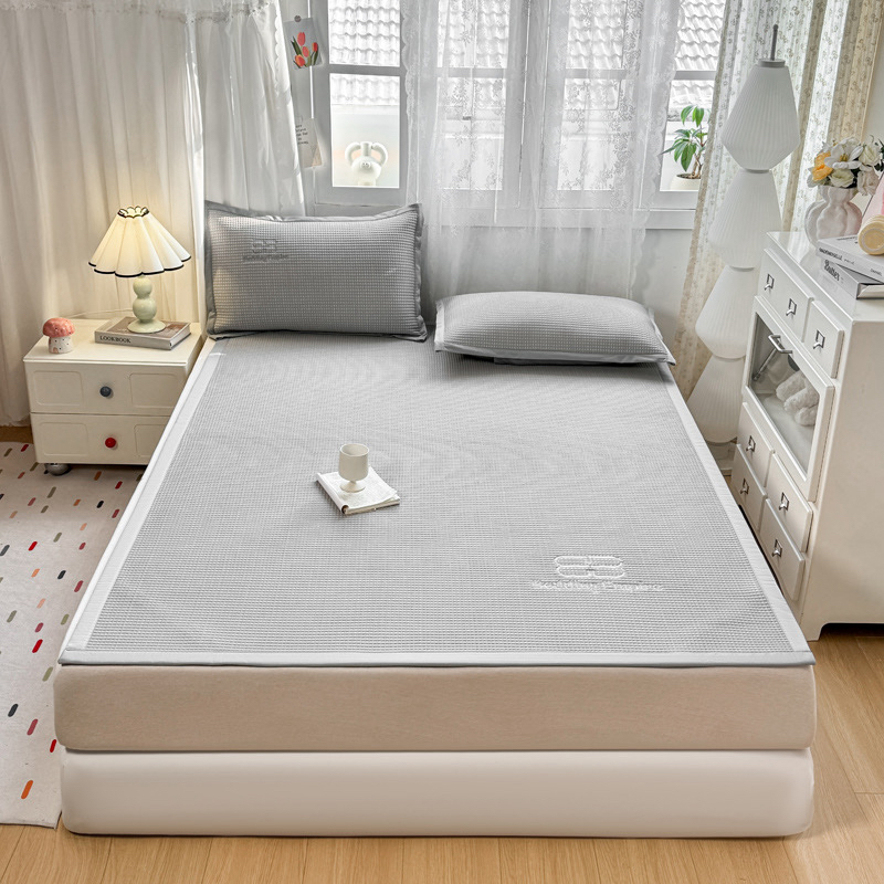 绑带款学生宿舍凉席三件套