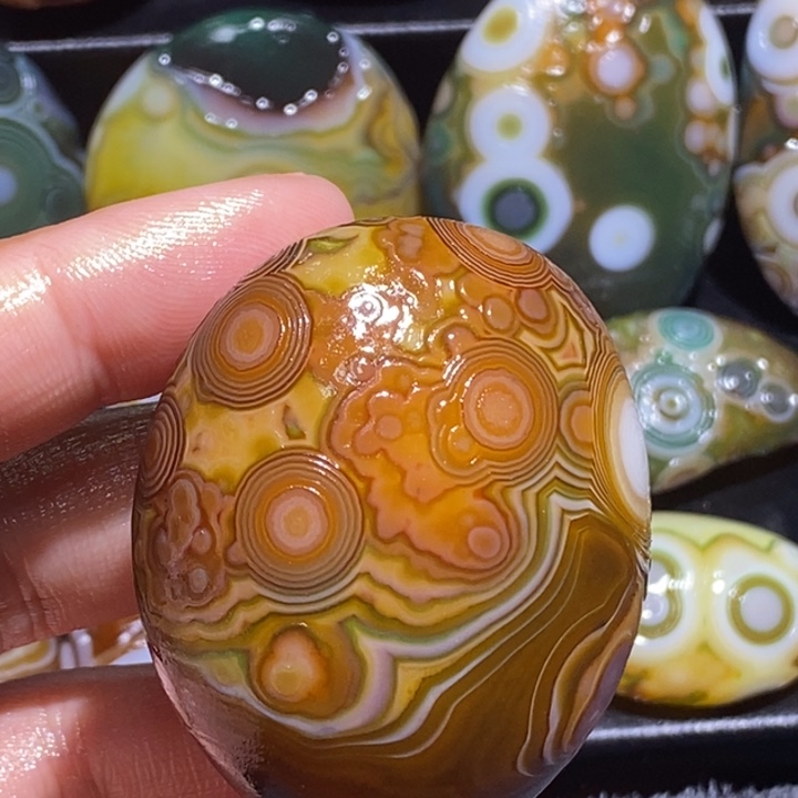 玛瑙/玉髓未镶嵌珠宝半成品22