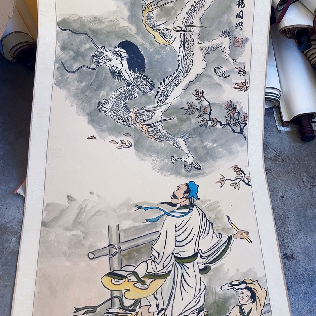 摆件，破损，水渍，轴坏都是正常的