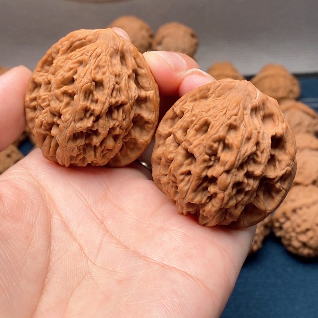 文玩核桃把件8麦穗虎头42.5