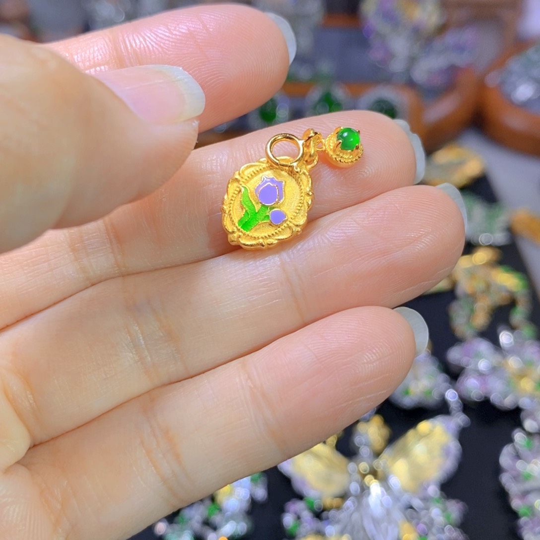 翡翠颈饰银S925镶嵌天然翡翠