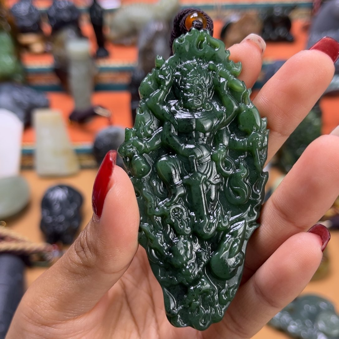 未镶嵌和田玉挂件