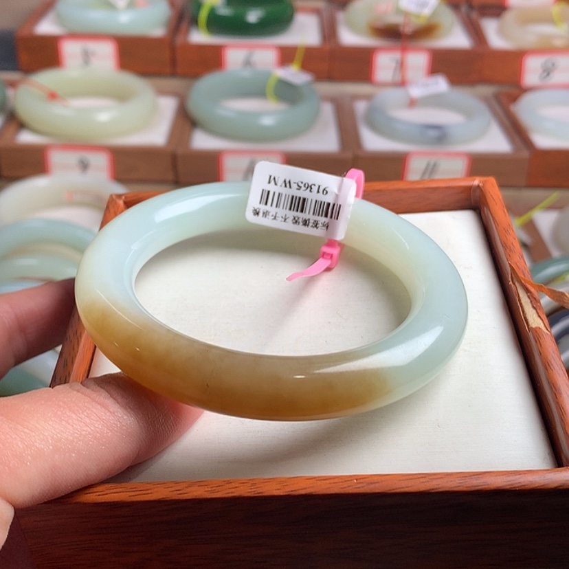 【闪购商品】和田玉未镶嵌手镯59