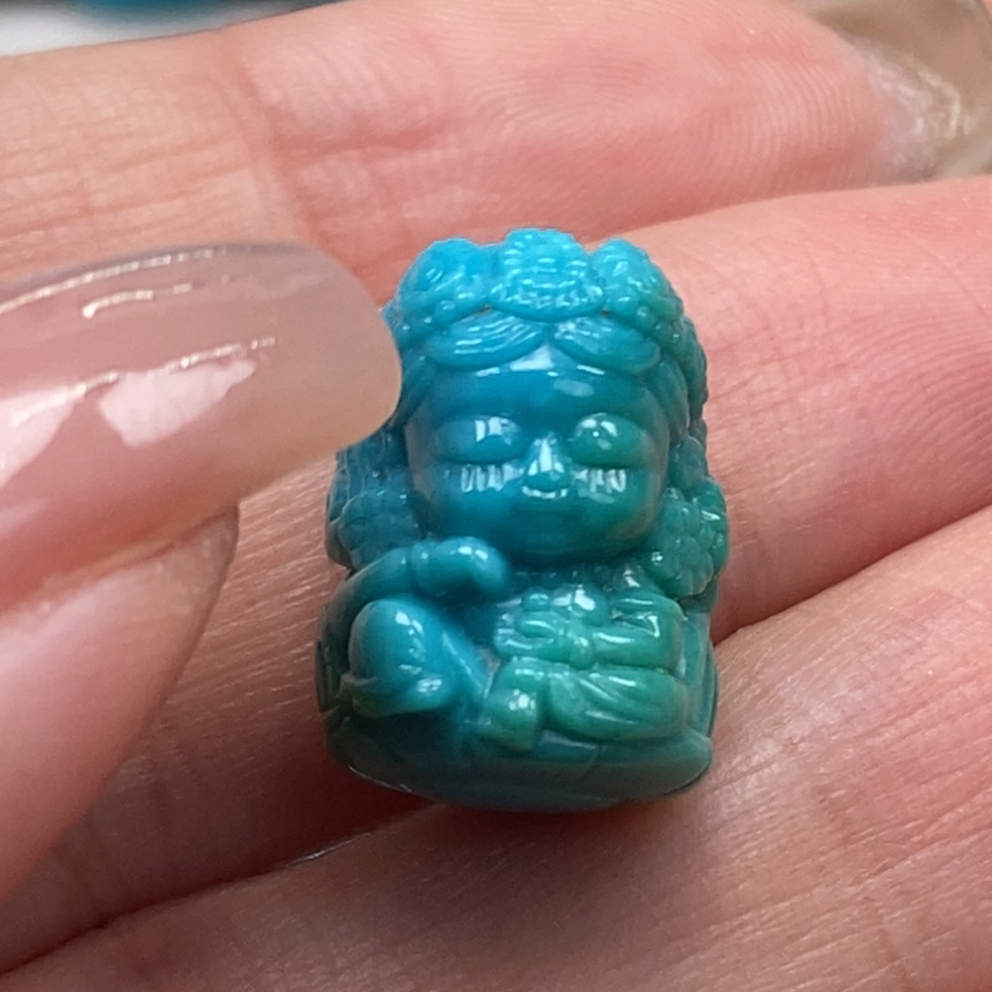 绿松石未镶嵌颈饰