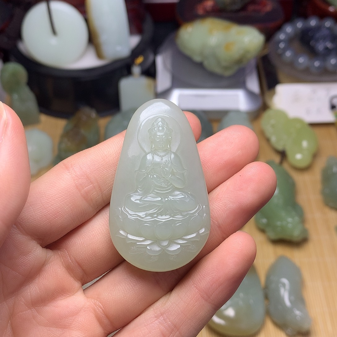 和田玉未镶嵌挂件