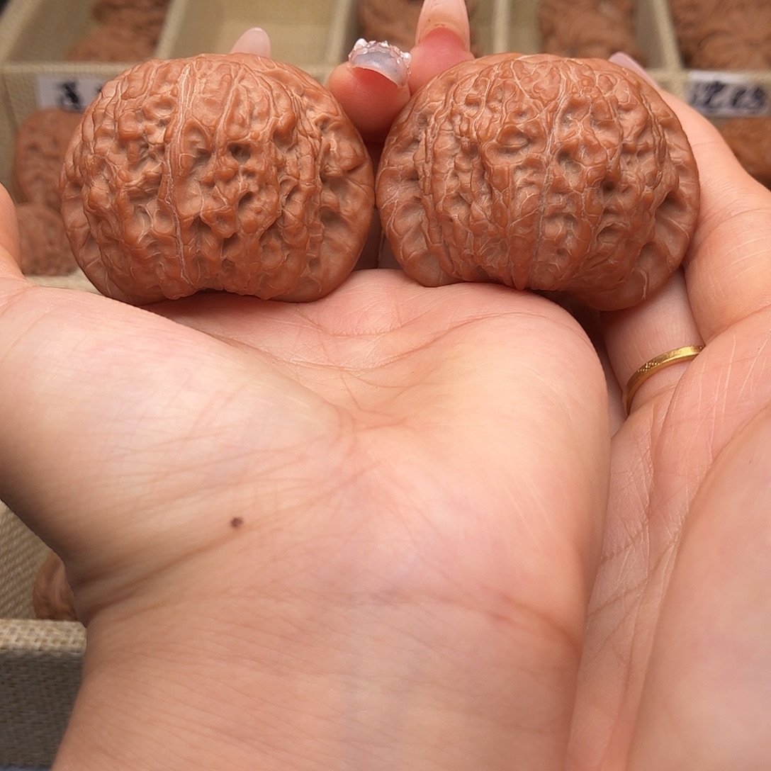 把件文玩核桃血麒麟48