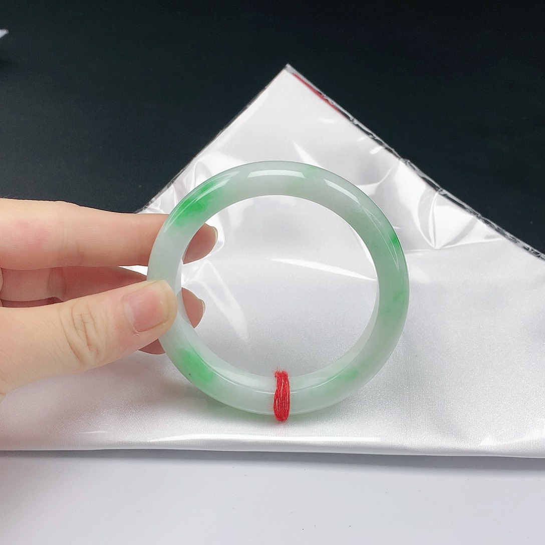 翡翠未镶嵌手镯翡翠630