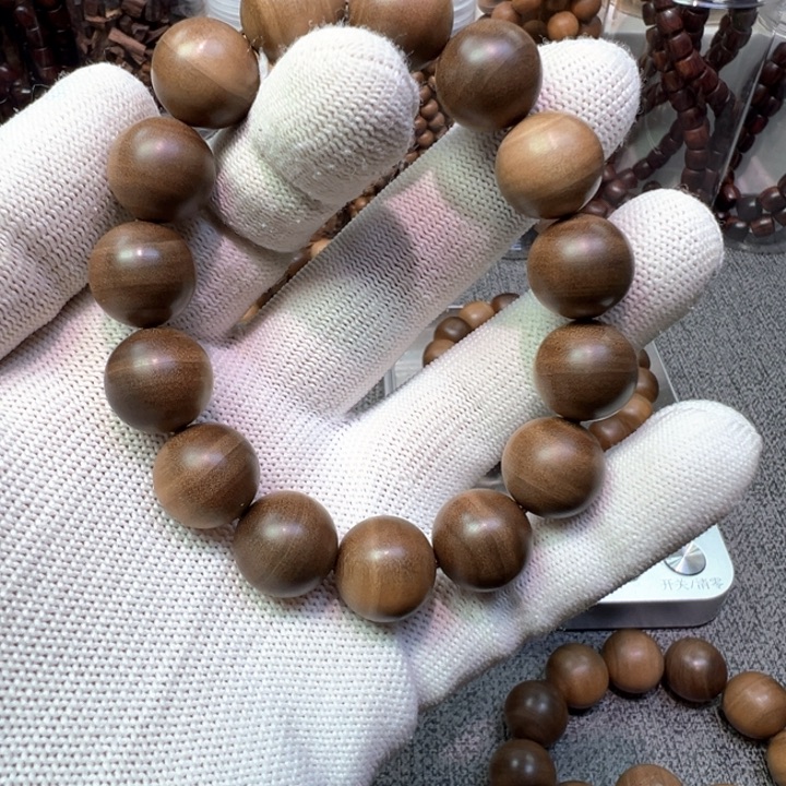 米***生木质类檀香木1.5……黑沉…土埋