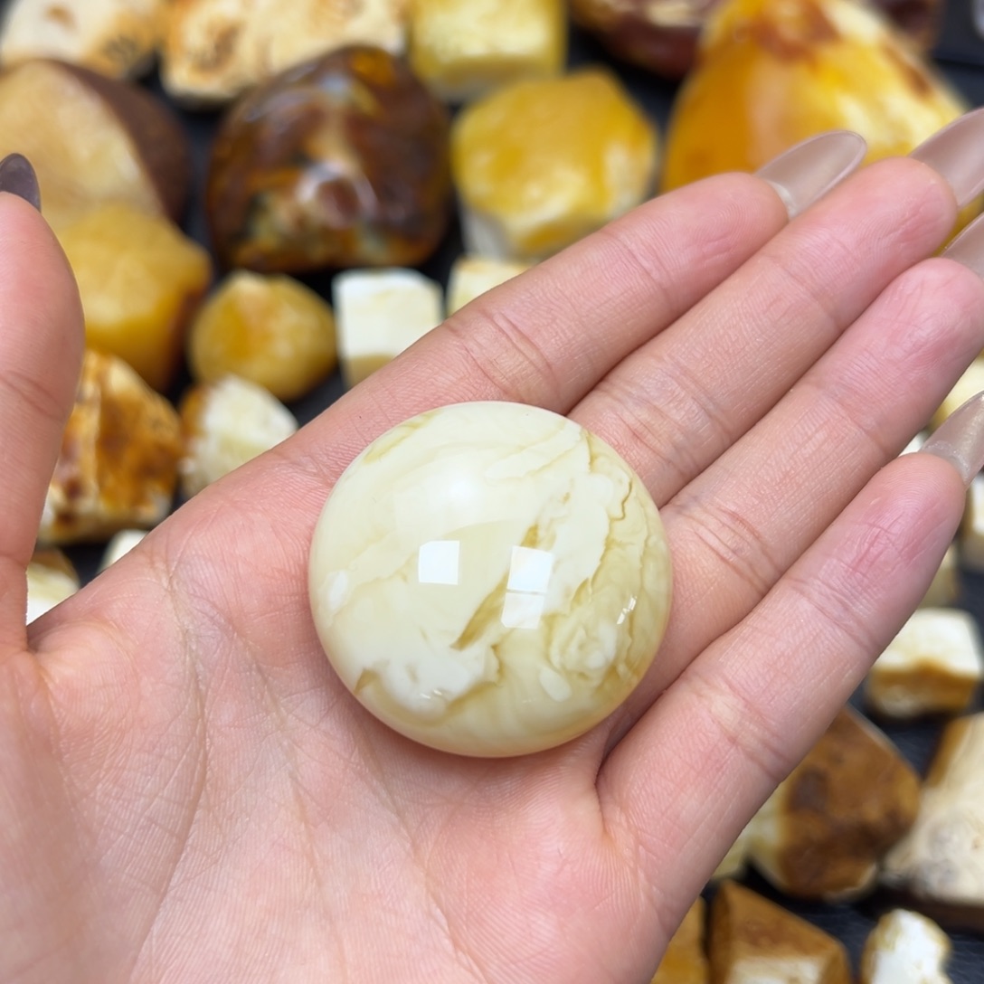 定制琥珀未镶嵌蜜蜡