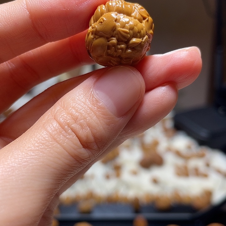 吊坠橄榄核荷花鱼