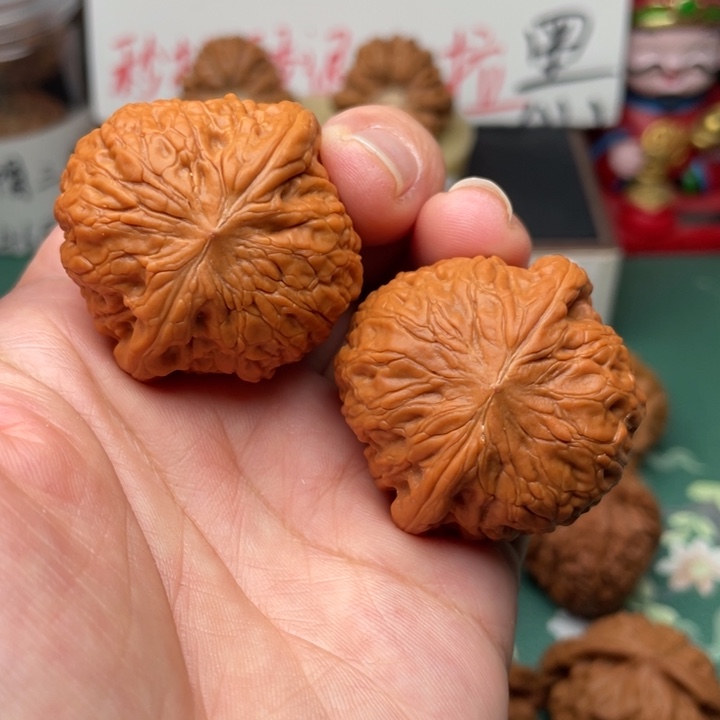【闪购商品】文玩核桃吊坠39全品铁锤