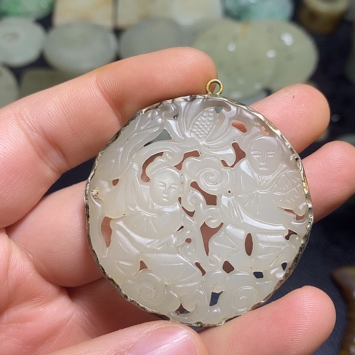 和田玉（糖玉）未镶嵌颈饰