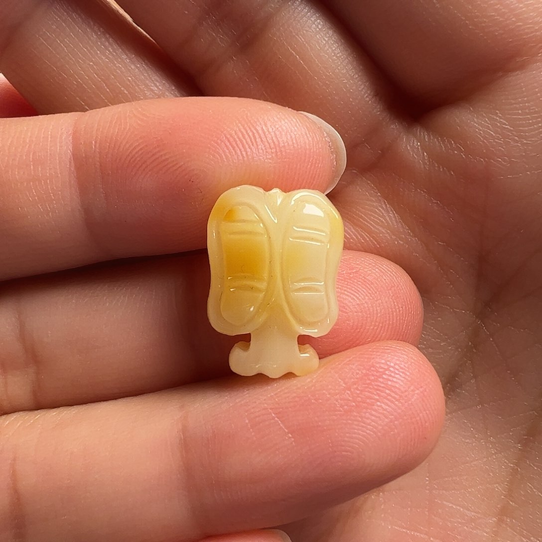 蜜蜡颈饰未镶嵌芭蕉扇