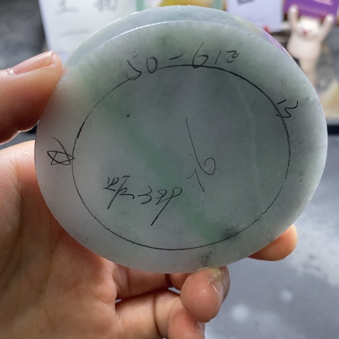 定制翡翠未镶嵌翡翠手镯