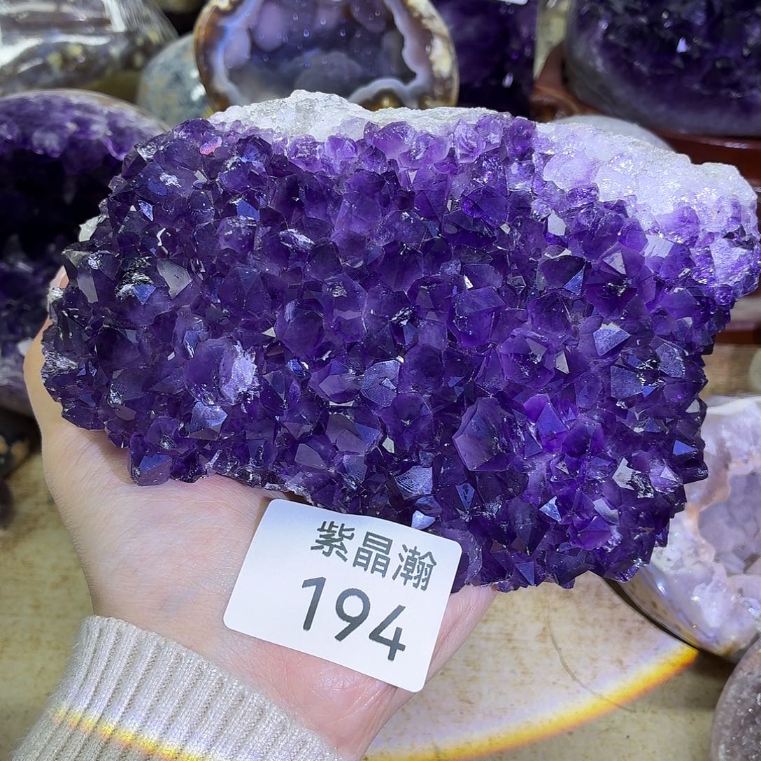 水晶大型摆件（非配饰）未镶嵌