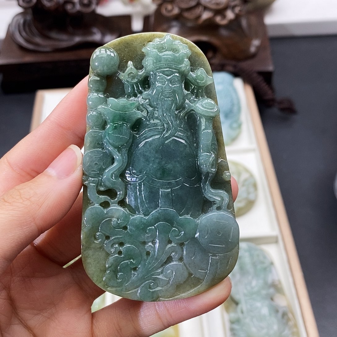 爱***岩翡翠未镶嵌颈饰缅甸翡翠a货