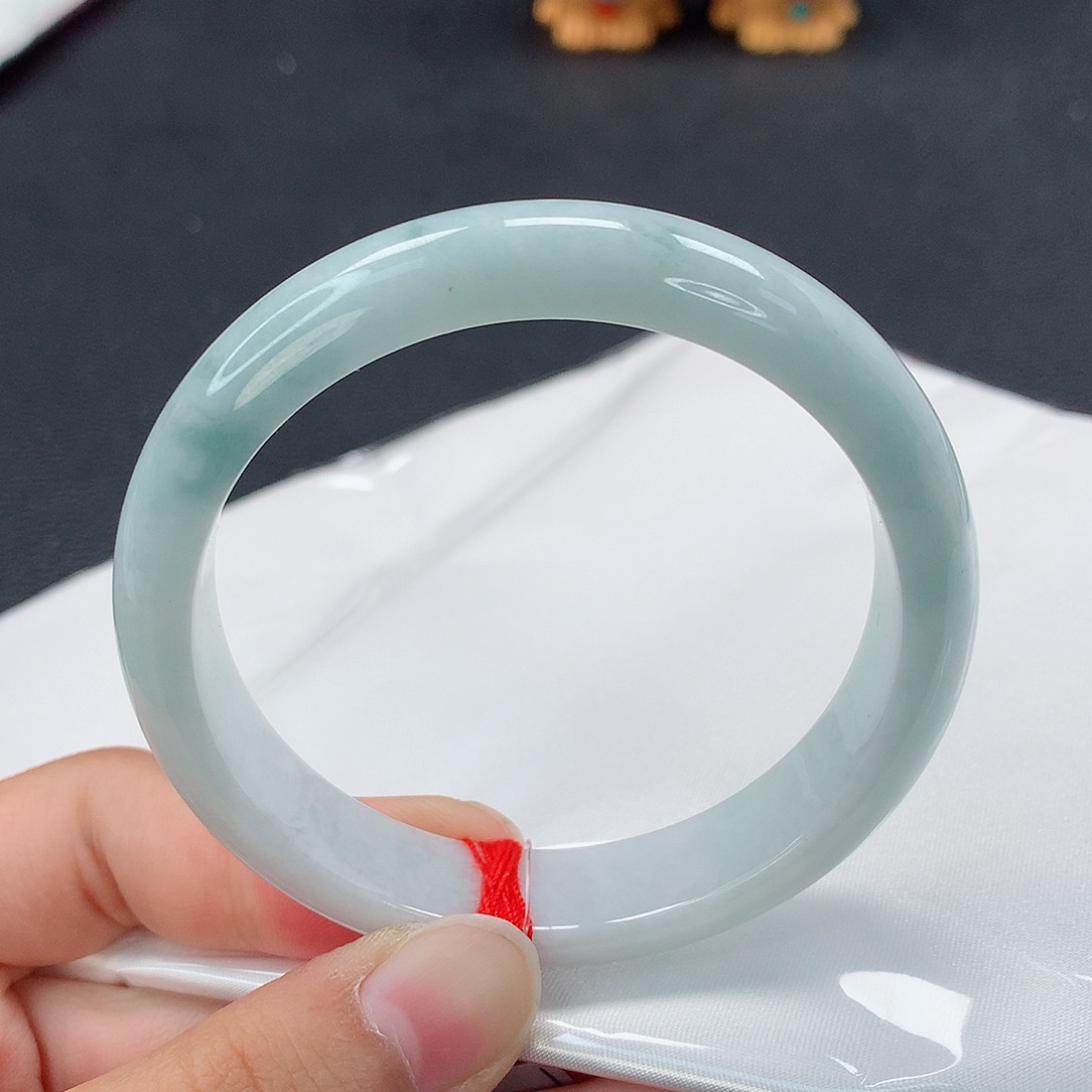 翡翠手镯未镶嵌正圈57.2 翡翠手镯23