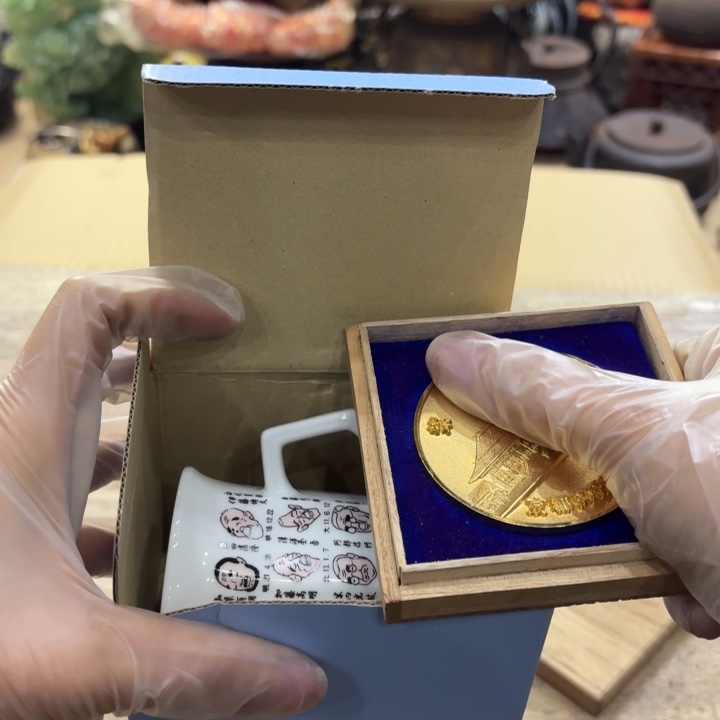 金属古美术置物摆件