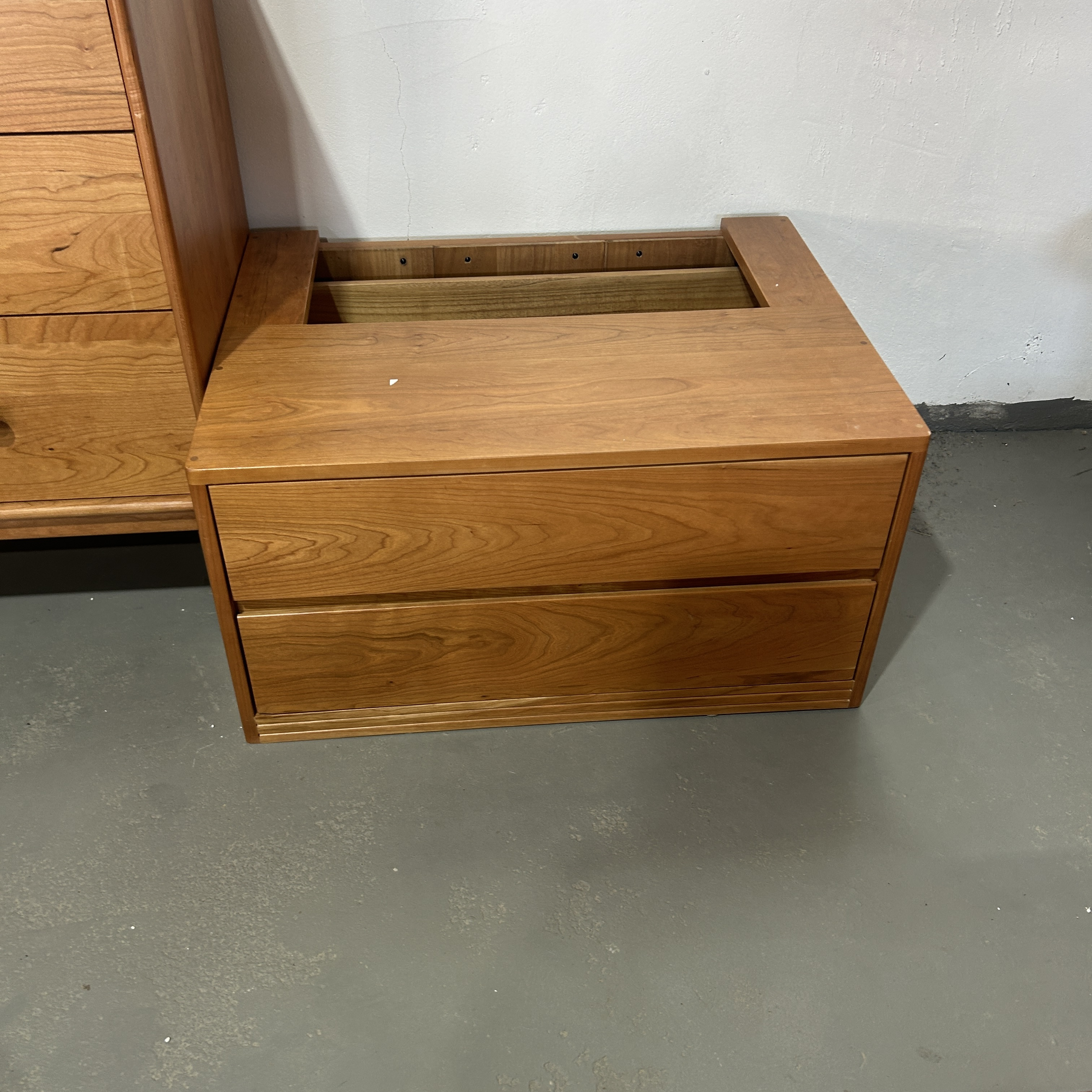 瑕疵无售后樱桃木书柜底座 80*62*42