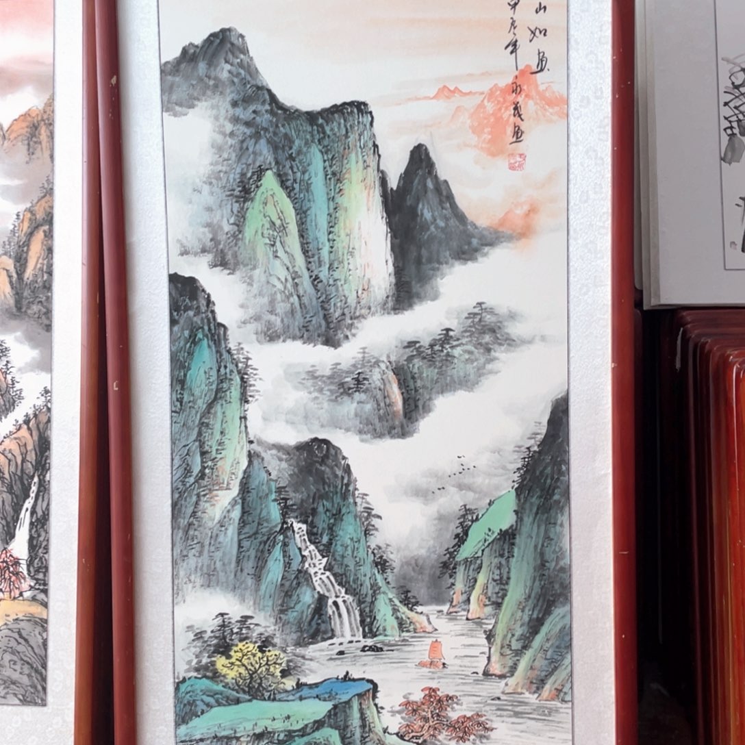 国画带框尺寸63*123厘米
