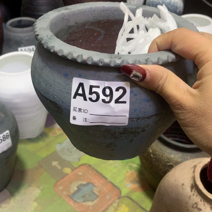 【闪购商品】红陶粗糙盆有孔高14口15