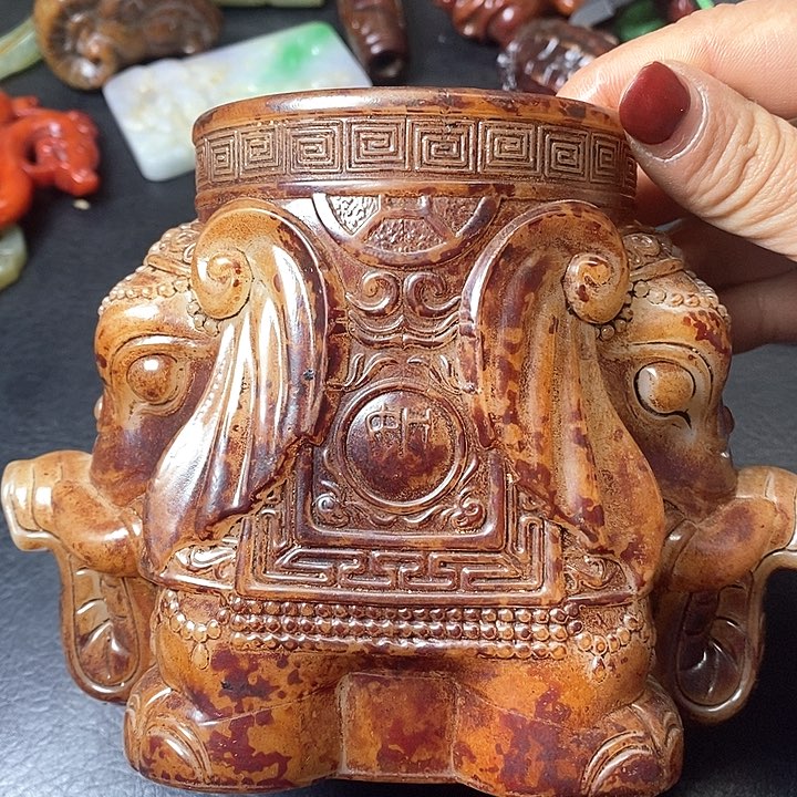 白玉菩提吊坠摆件