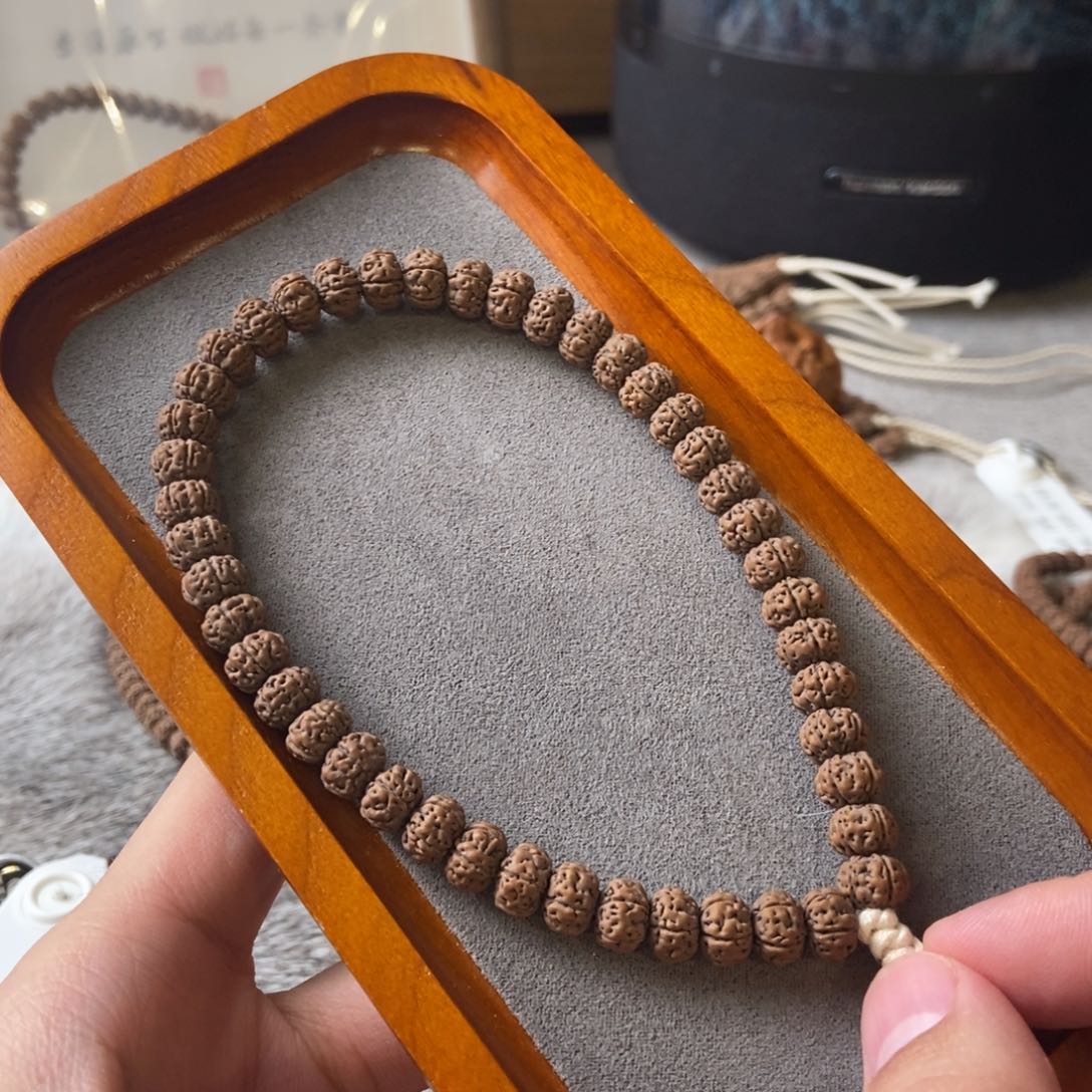 金刚菩提吊坠老树王9mm