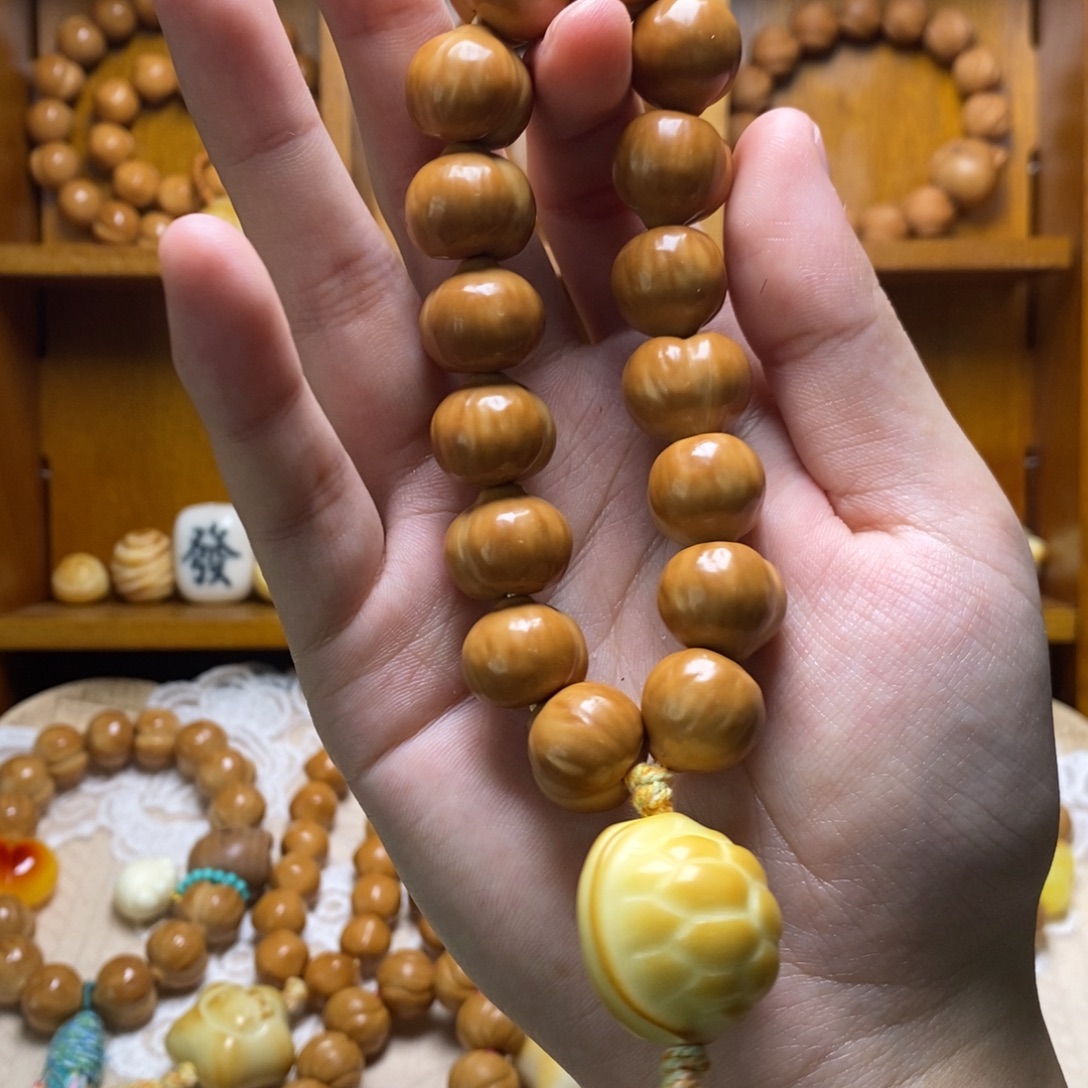 把件猴头核桃屁桃