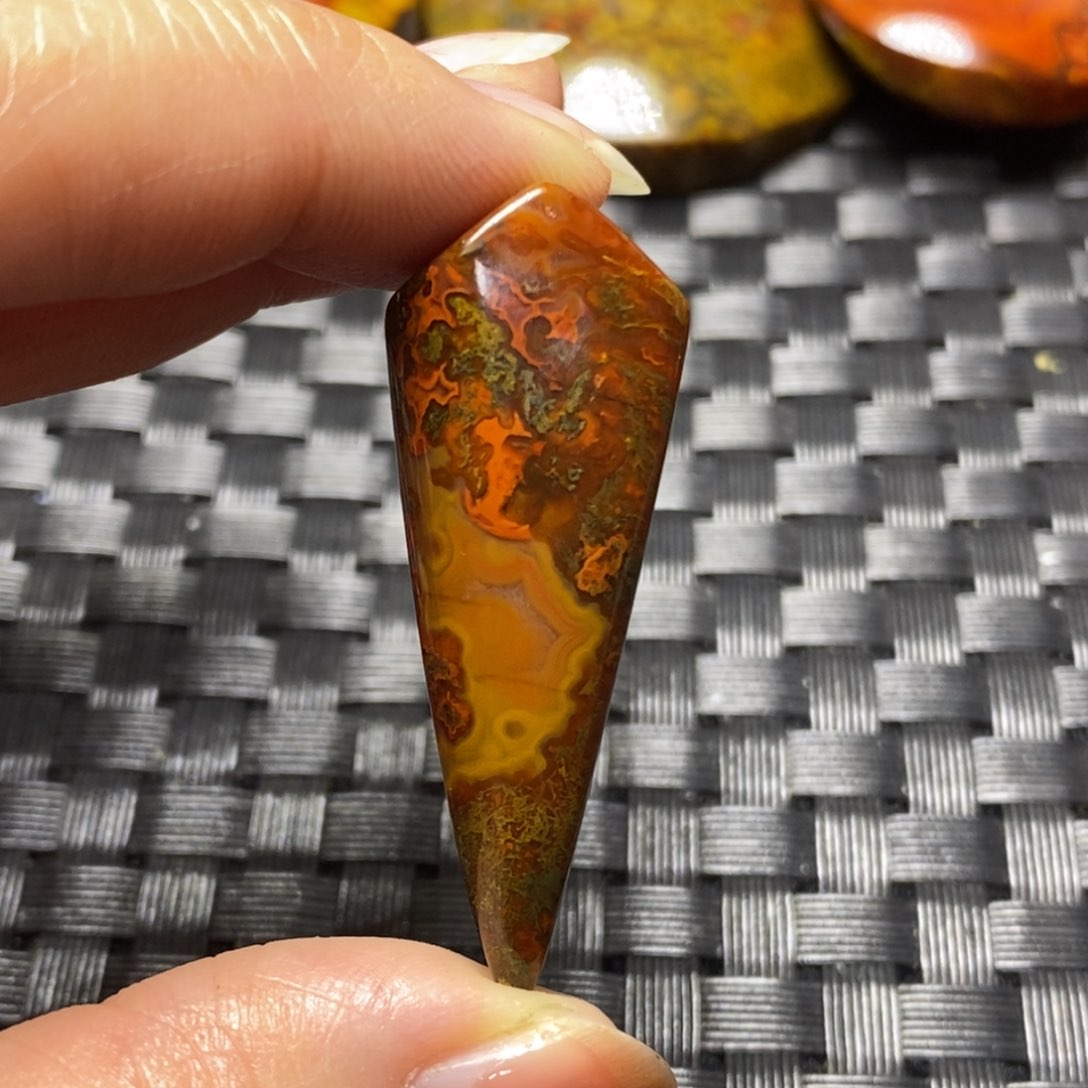 玛瑙/玉髓挂坠未镶嵌