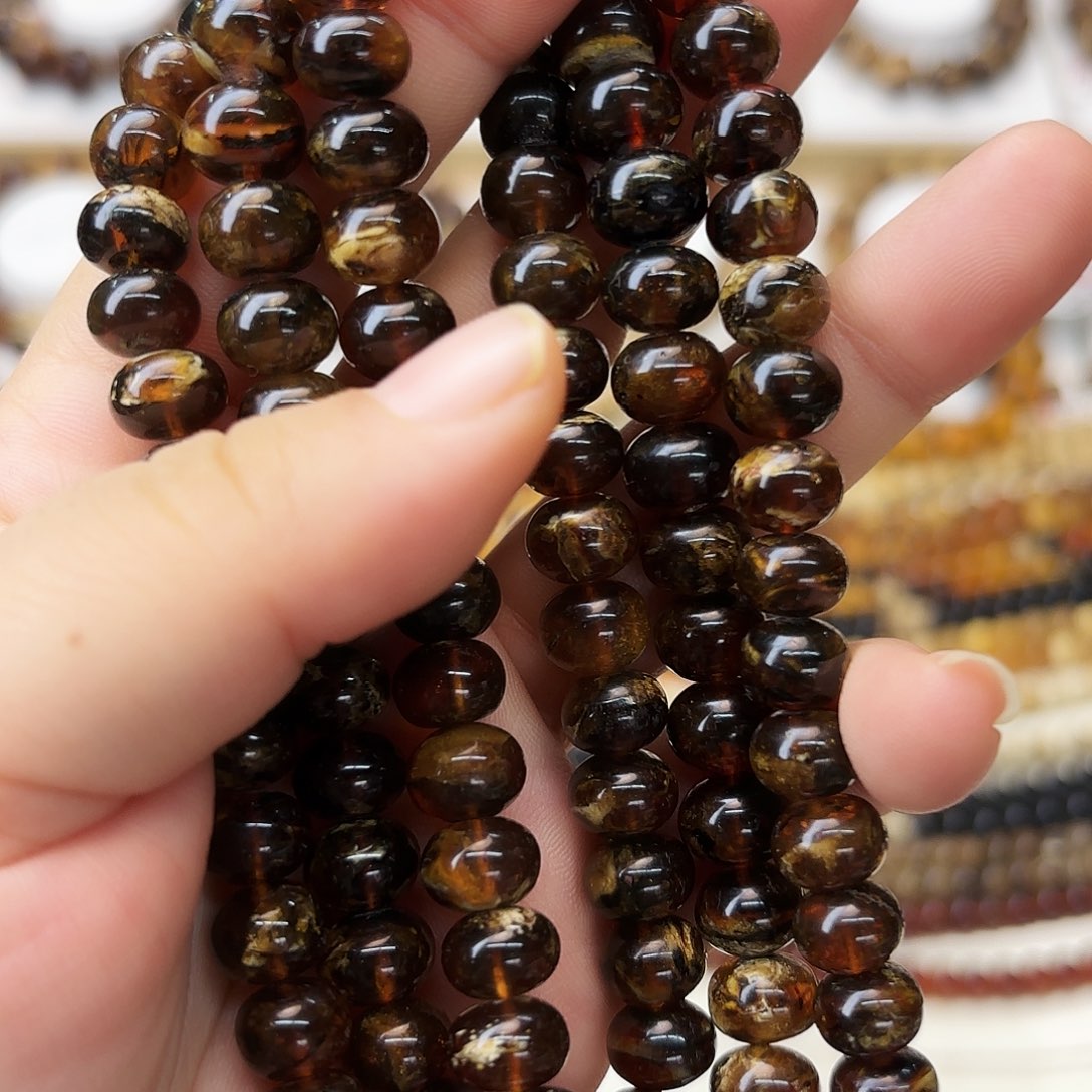 琥珀未镶嵌裸石九90386