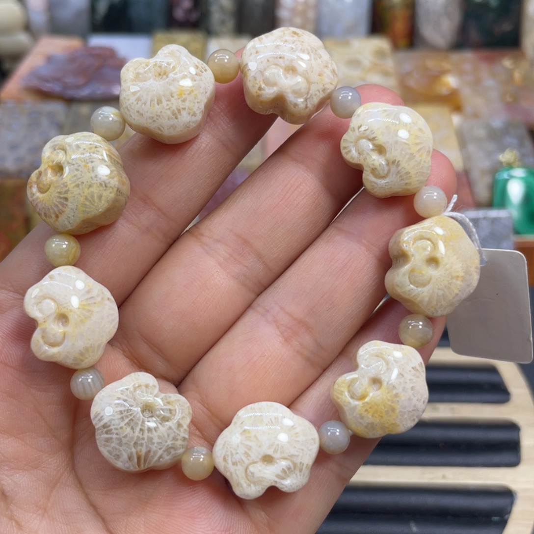 硅化玉未镶嵌颈饰k8