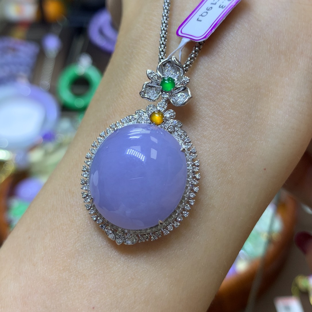 【闪购商品】翡翠颈饰18K金镶嵌翡翠