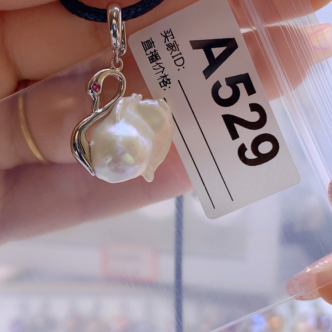 淡水珍珠颈饰银S925镶嵌