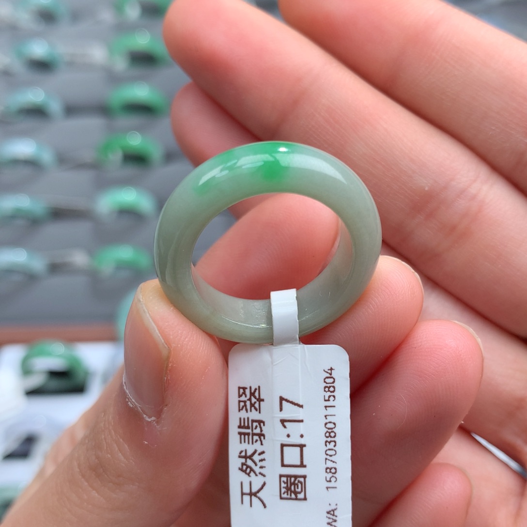 翡翠戒指未镶嵌天然