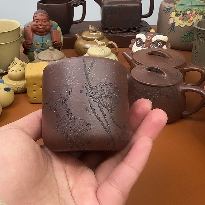 宜兴紫砂李建军老师紫玉金砂主人杯