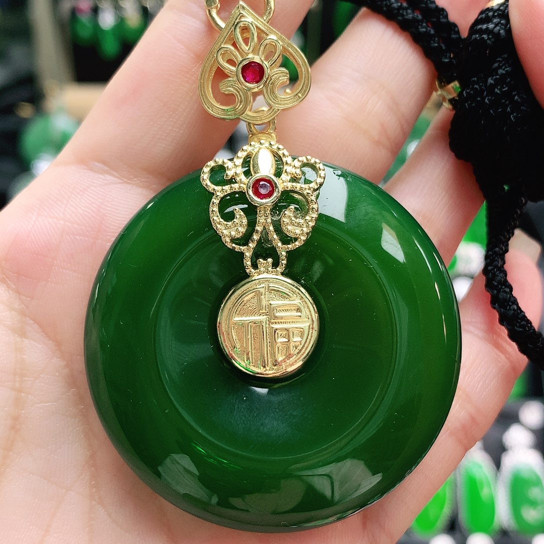 玛瑙/玉髓吊坠合金
