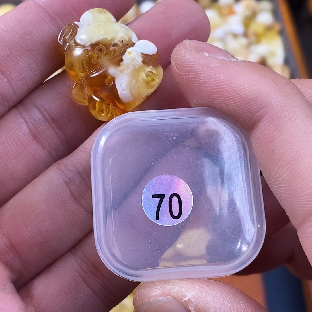 琥珀裸石未镶嵌微瑕l