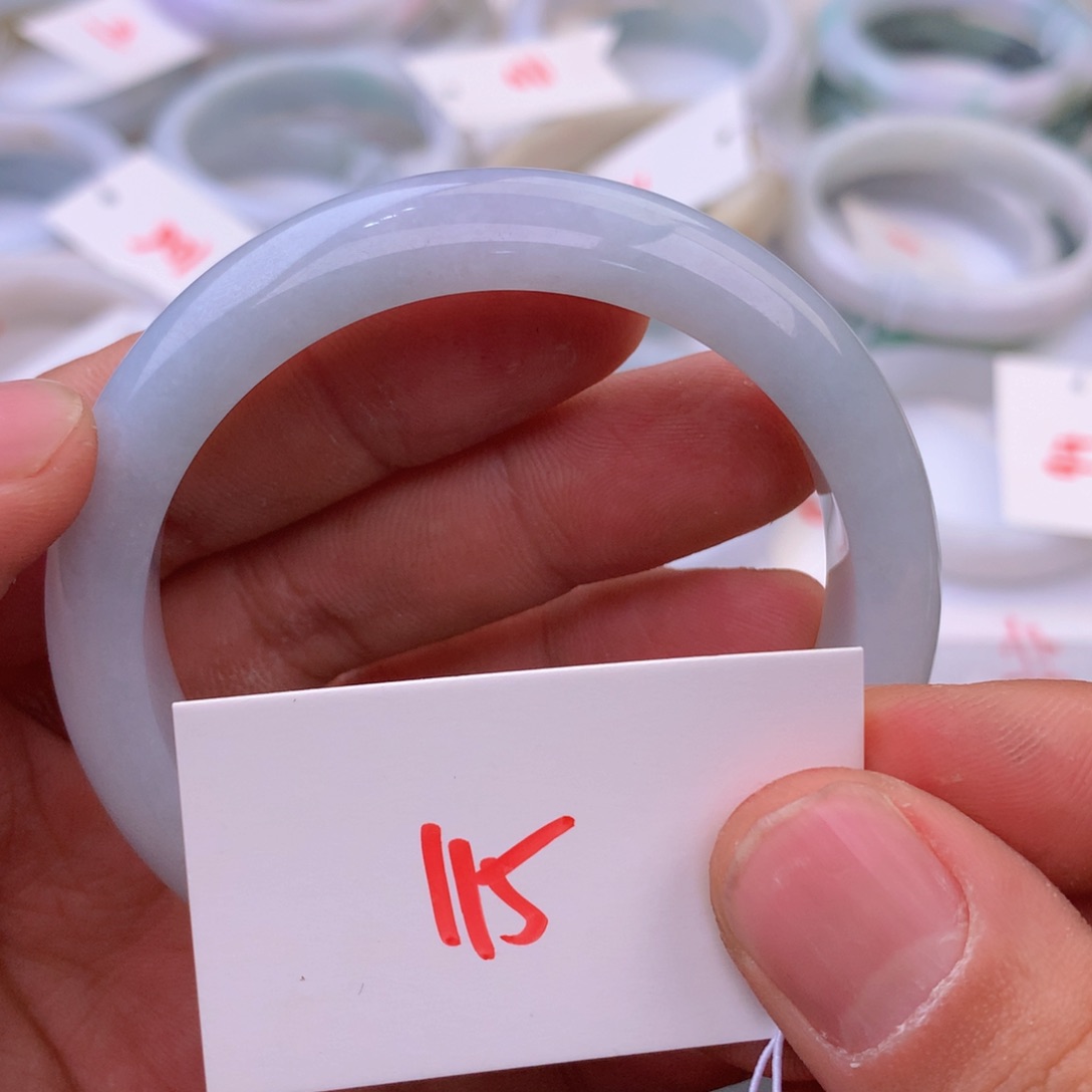 翡翠手镯未镶嵌1555555588888888