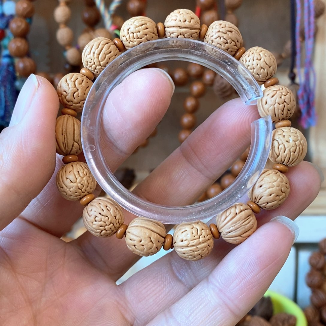 平***顺手串桃核1111111112