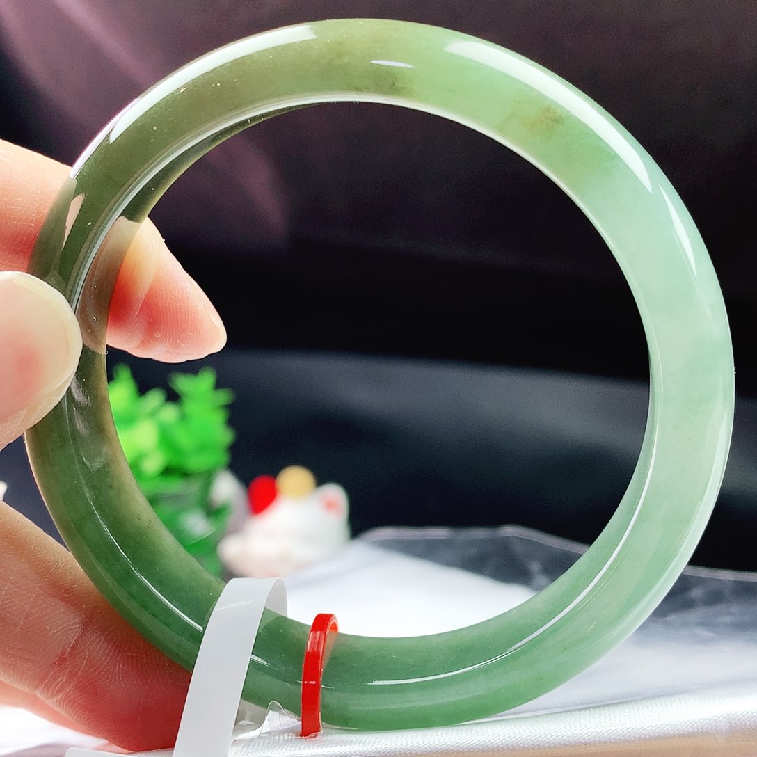 未镶嵌手镯翡翠57圈