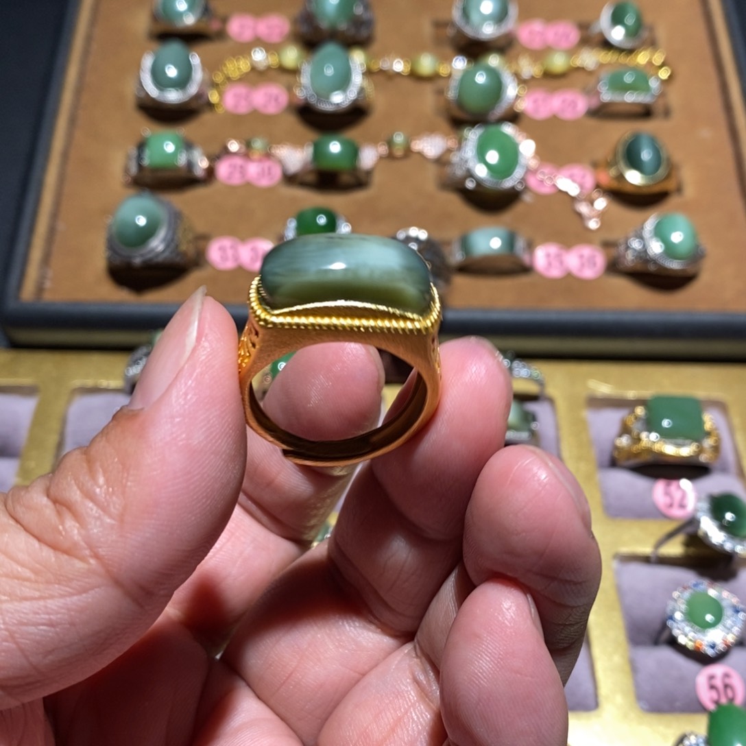 和田玉（碧玉）戒指未镶嵌