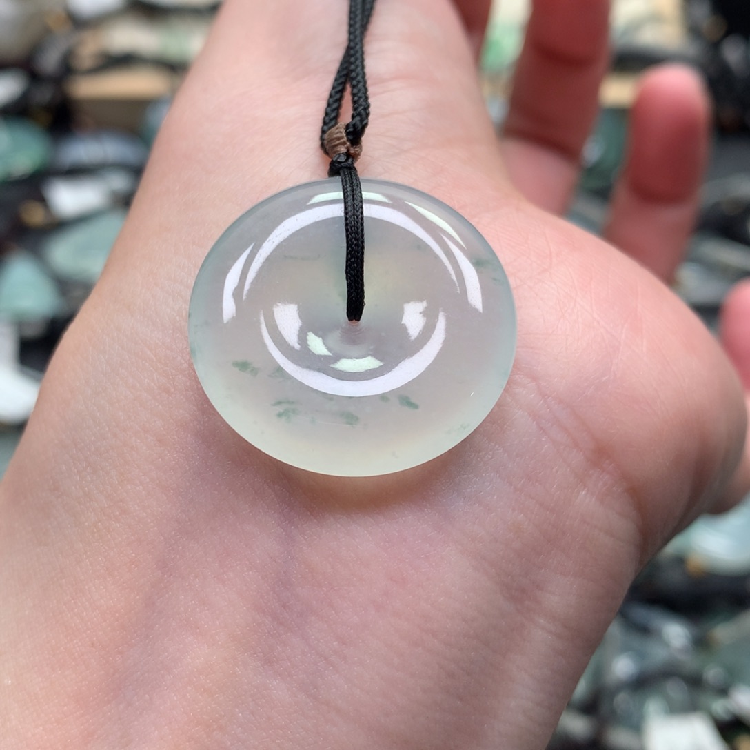 翡翠颈饰未镶嵌000000000000