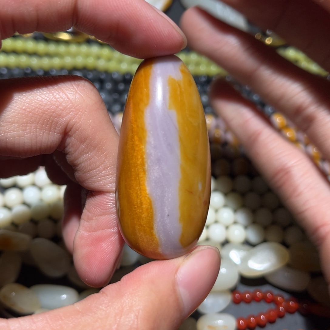 和田玉未镶嵌珠宝奇石