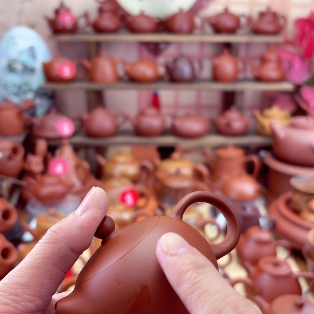 紫砂茶壶西施80 cc手拉