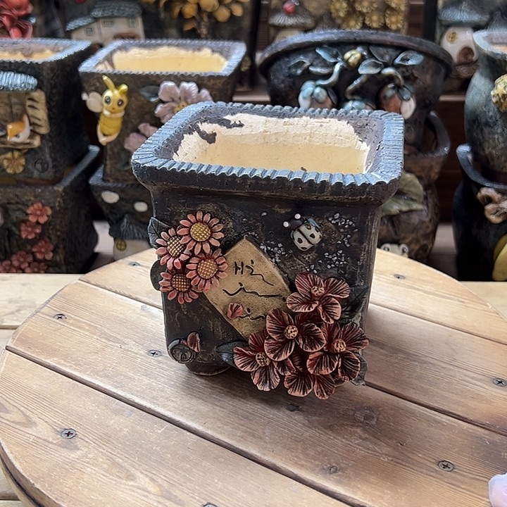 青藤多肉花盆百搭