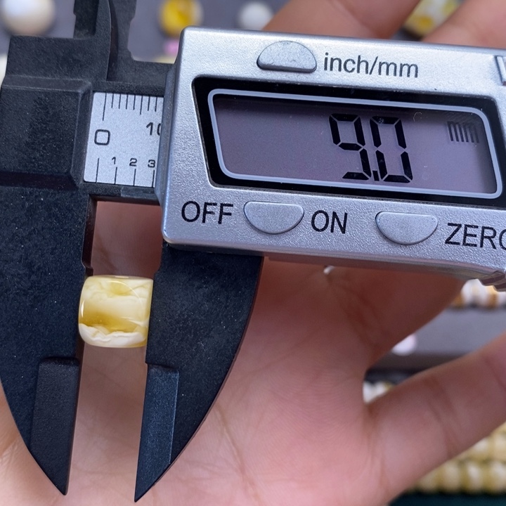 蜜蜡裸石未镶嵌六方